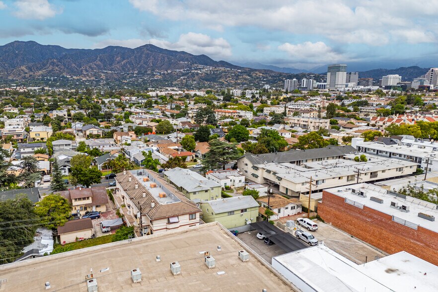 More Photos Of 650 W Wilson Ave, Glendale Apartments For Sale