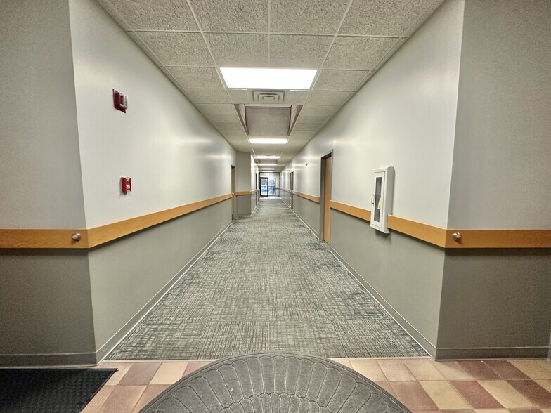 More Photos Of 55 E 86th Ave, Merrillville Office For Sale