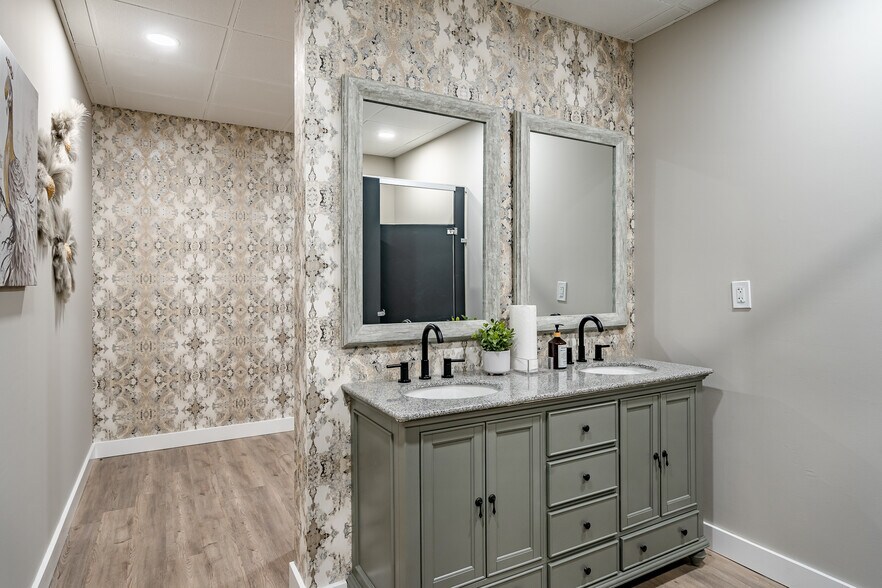 More Photos Of 1244 West Chester Pike, West Chester Office Residential For Lease
