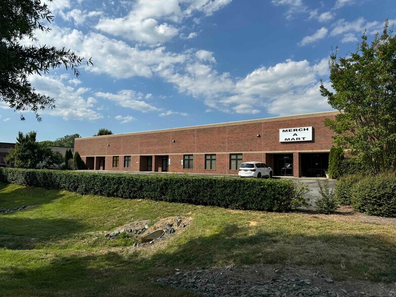 More Photos Of 1010 Van Buren Ave, Indian Trail Light Distribution For Lease