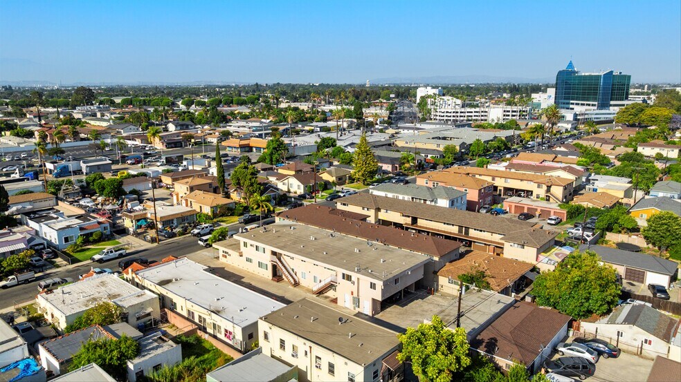 More Photos Of 3516 Beechwood Ave, Lynwood Multifamily For Sale