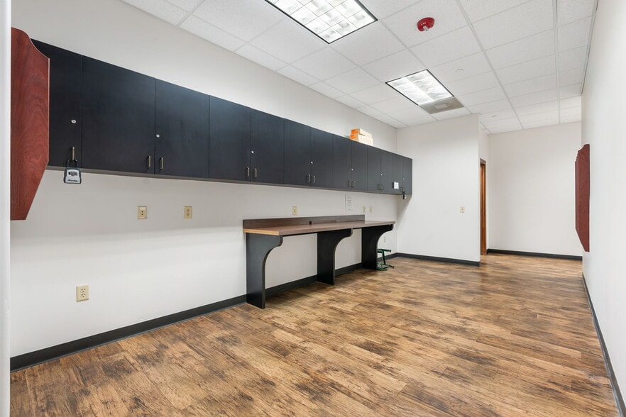 More Photos Of 2200 N FM 3083 Rd W, Conroe Office For Lease