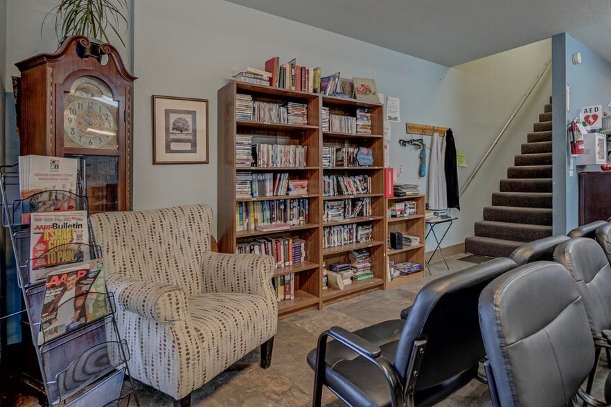 More Photos Of 512 W Main St, Payson Flex For Sale