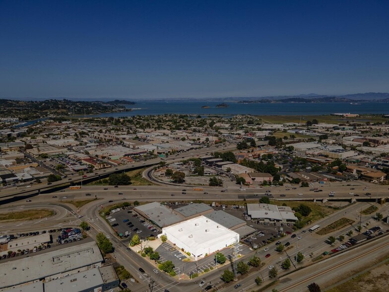 More Photos Of 869 W Francisco Blvd, San Rafael Freestanding For Lease