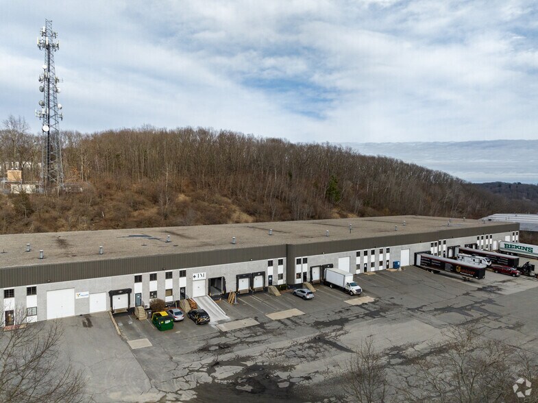 More Photos Of 183 Ferry Rd, Haverhill Warehouse For Lease