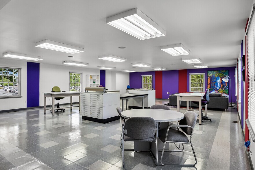 More Photos Of 715 E Main St, Moorestown Office For Sale