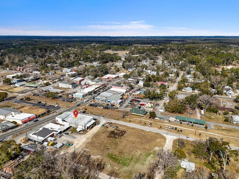 More Photos Of 5 S Main St, High Springs Freestanding For Sale