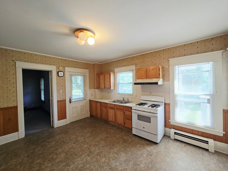 More Photos Of 3224 E Henrietta Rd, Henrietta Multifamily For Sale