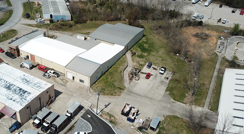 More Photos Of 335 Industrial Dr, Mount Juliet Warehouse For Lease