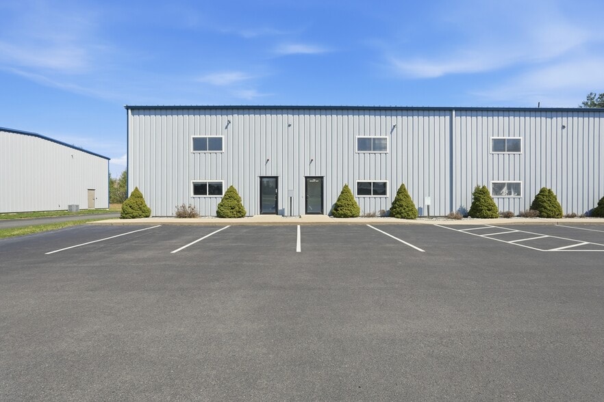 More Photos Of 9 Whalley Way, Southwick Warehouse For Lease