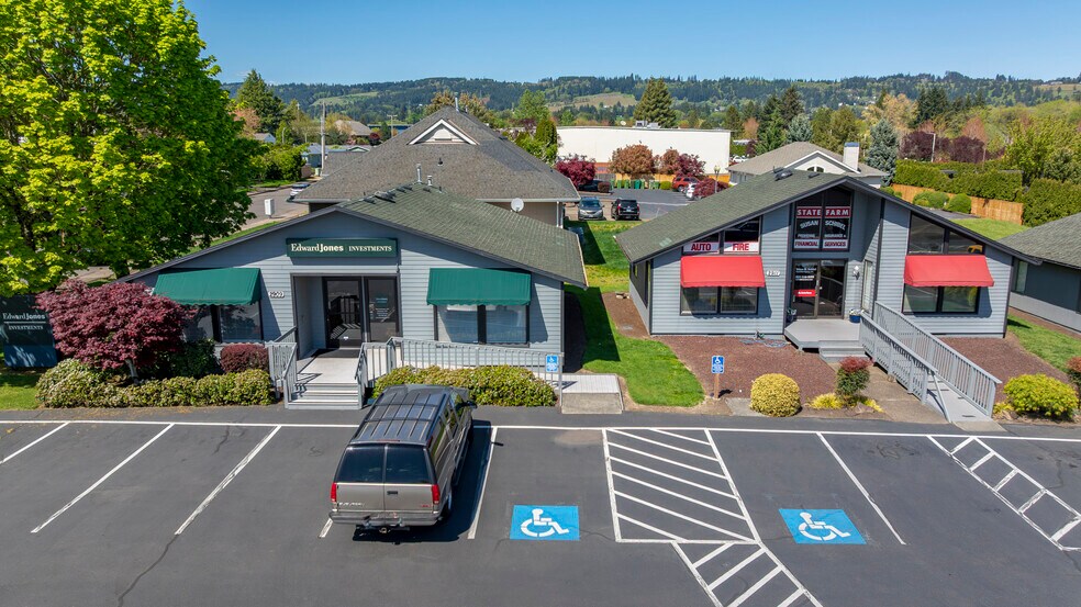 More Photos Of 2911 E Portland Rd, Newberg Office For Sale