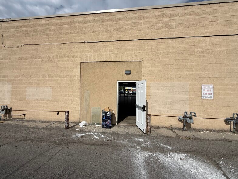 More Photos Of 1700 N State St, Provo Freestanding For Lease