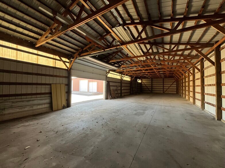 More Photos Of 3434 E 43rd Ave, Denver Service For Lease