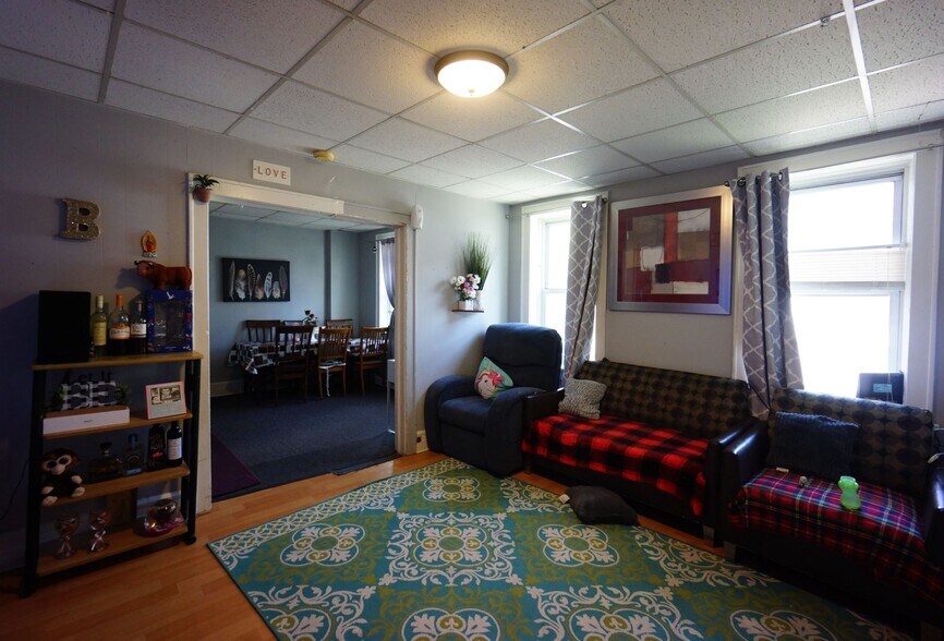 More Photos Of 439 Main St, White Plains Apartments For Sale