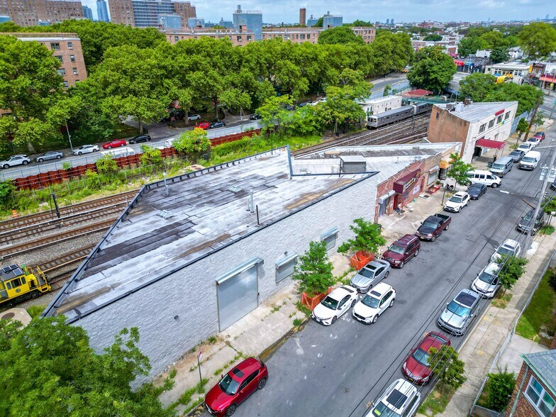 More Photos Of 2322 W 7th St, Brooklyn Warehouse For Sale