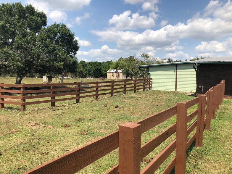 More Photos Of 20371 Williams Dr, North Fort Myers Land For Sale