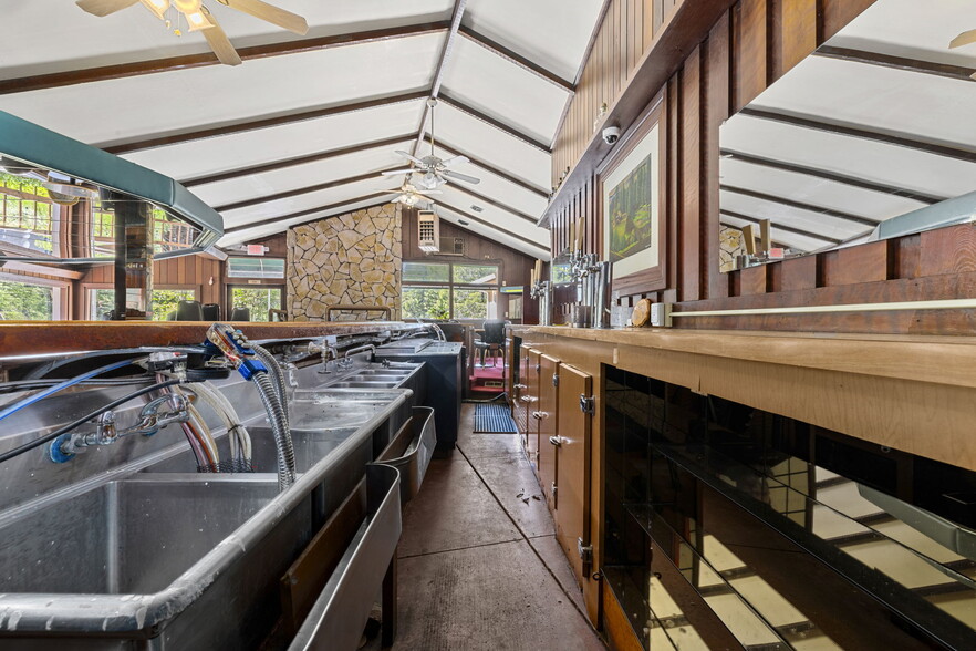 More Photos Of , Willits Unknown For Sale