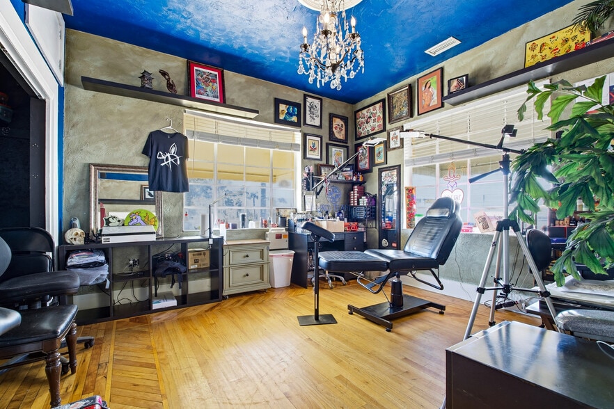 More Photos Of 1901 E 5th Ave, Tampa Office For Sale