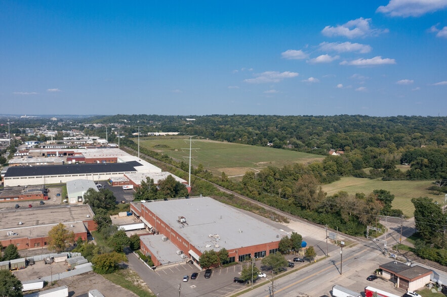 More Photos Of 1888 Section Rd, Cincinnati Industrial For Sale
