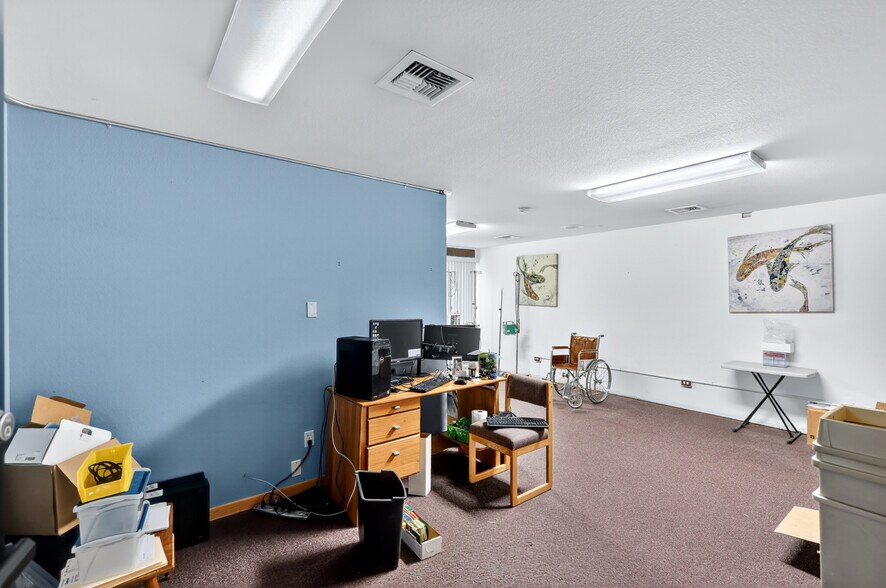 More Photos Of 950 W Ironwood Dr, Coeur d'Alene Medical For Sale