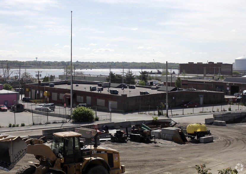 More Photos Of 257 Allens Ave, Providence Bar For Sale