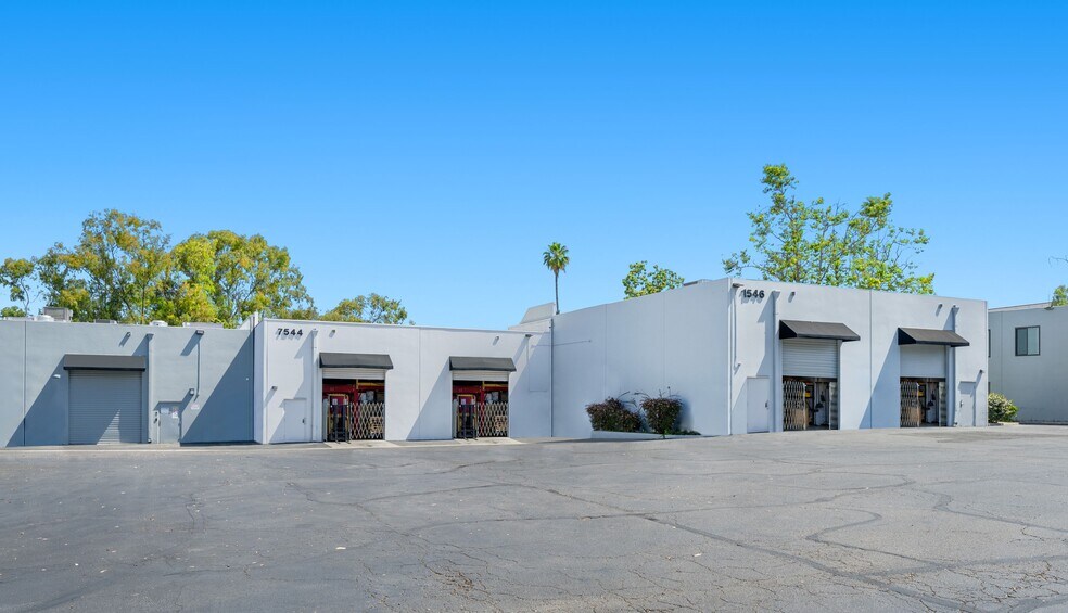 More Photos Of 7544 Trade St, San Diego Manufacturing For Sale