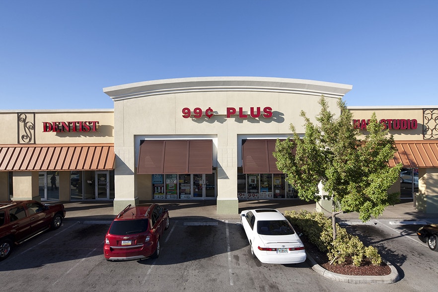 More Photos Of 5521-5573 W Oakland Park Blvd, Lauderhill Unknown For Lease