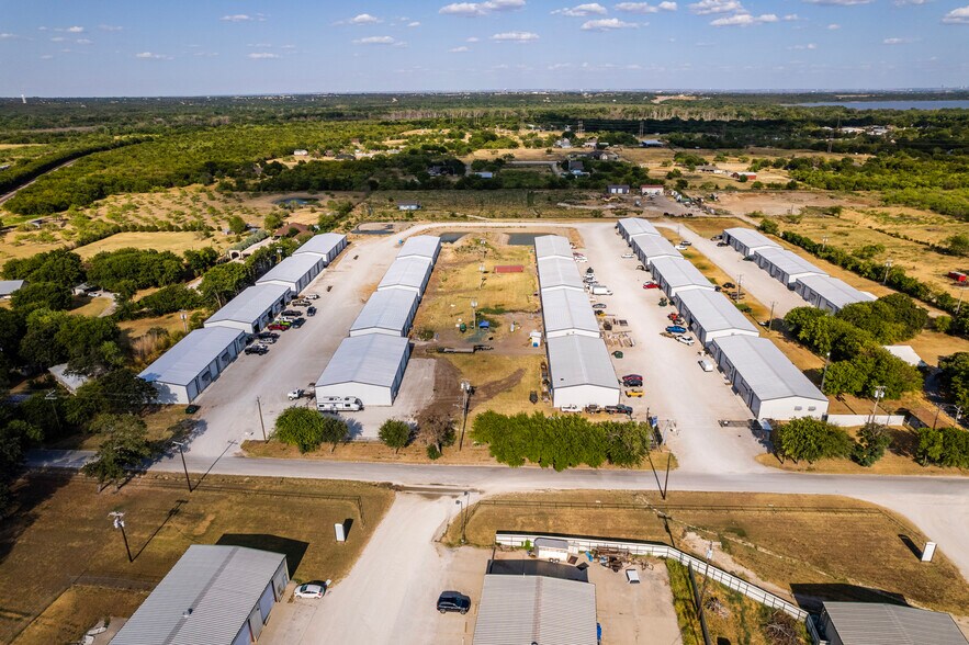 More Photos Of 2170 Collins Rd, Denton Unknown For Lease