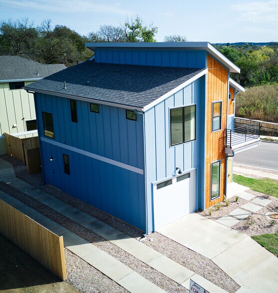 More Photos Of 2608 Bristol Dr, Austin Multifamily For Sale