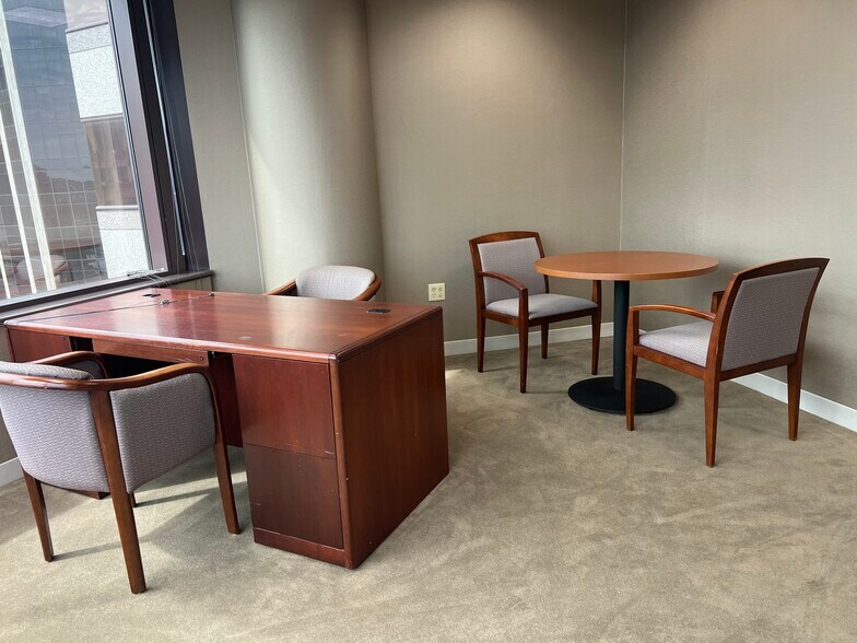 More Photos Of 1100 Alakea Street, 24th Floor, Suite #2401, Honolulu Office For Lease