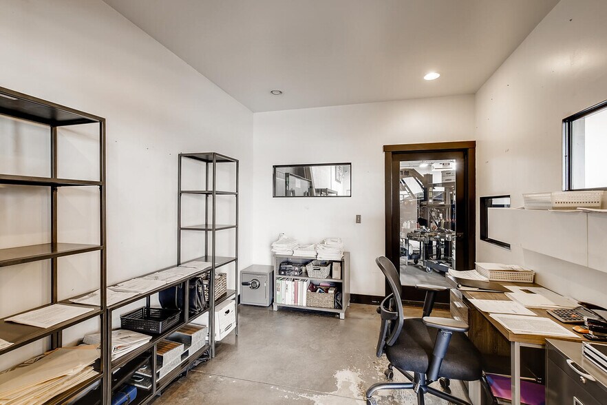 More Photos Of 1448 W Cedar Ave, Denver Manufacturing For Sale