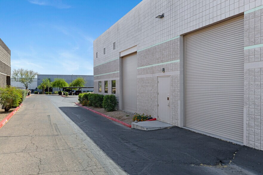 More Photos Of 7860 E McClain Dr, Scottsdale Warehouse For Sale