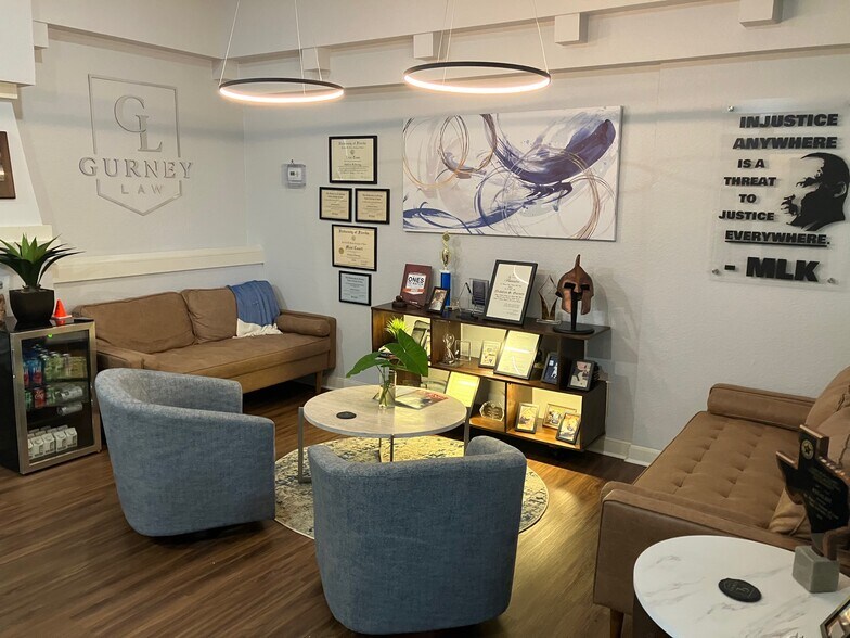 More Photos Of 212 Pasadena Pl, Orlando Office For Sale