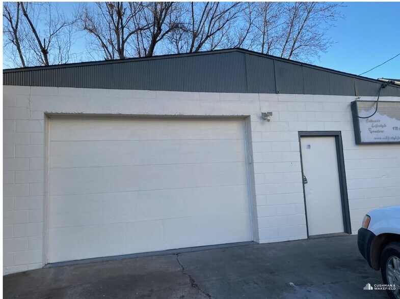 More Photos Of 135-145 Cleveland Ave, Loveland Warehouse For Sale