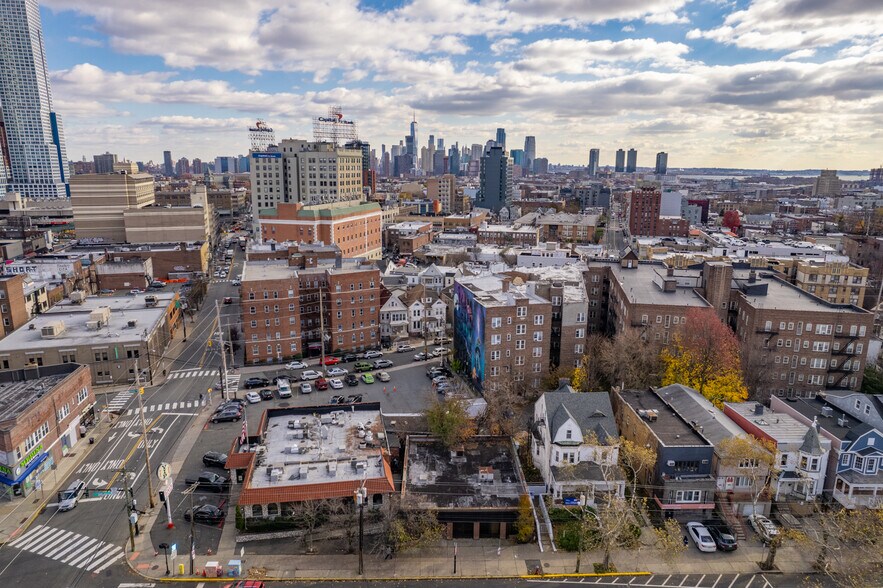 More Photos Of 2784 John F Kennedy Blvd, Jersey City Office For Sale