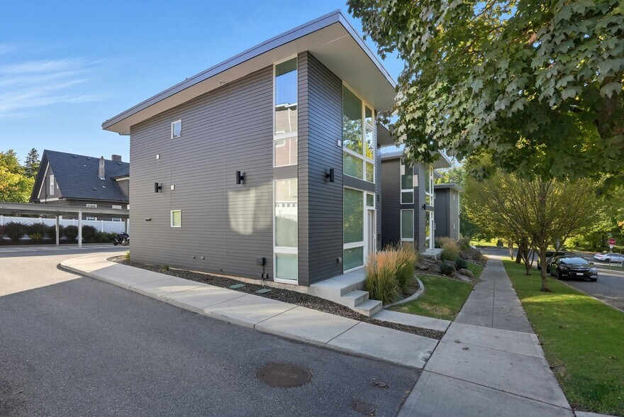 More Photos Of 2009 S Grand Blvd, Spokane Apartments For Sale