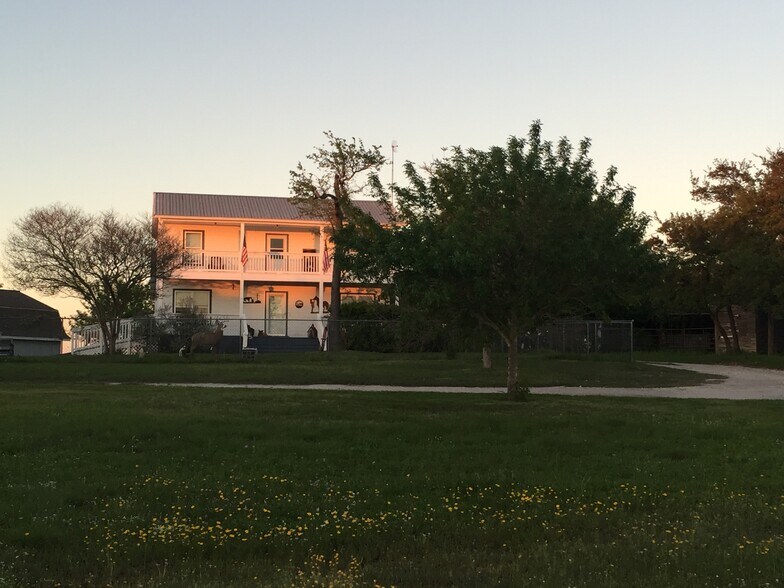 More Photos Of 2401 W Whitestone Blvd, Cedar Park Land For Sale