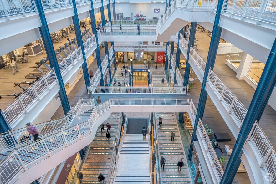 More Photos Of 651 Nicollet Mall, Minneapolis Office For Lease
