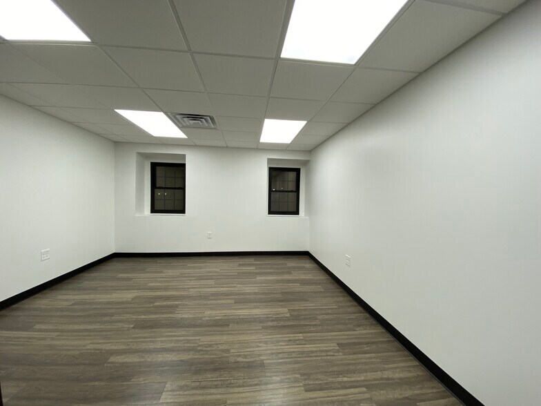 More Photos Of 1467 Union Valley Rd, West Milford Coworking Space