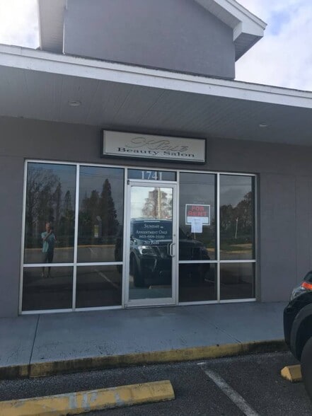 More Photos Of 1741 E Memorial Blvd, Lakeland General Retail For Lease