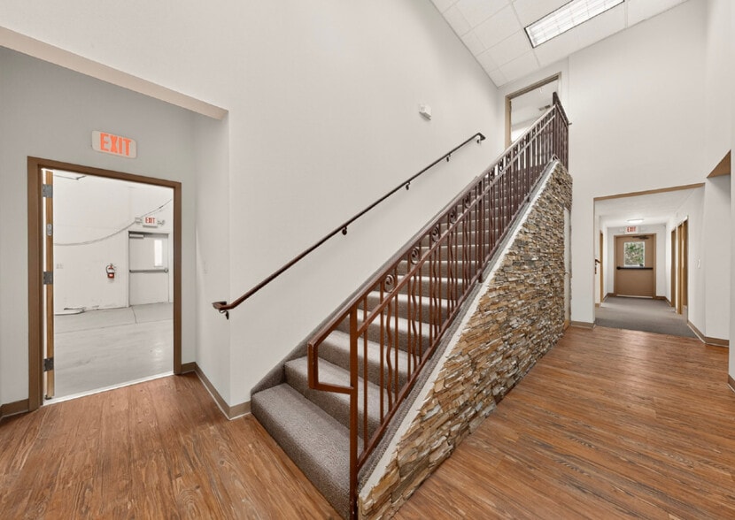 More Photos Of 6901 Gruber Ave NE, Albuquerque Flex For Sale