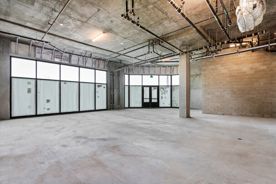 More Photos Of 107 S Hewitt St, Los Angeles Apartments For Lease