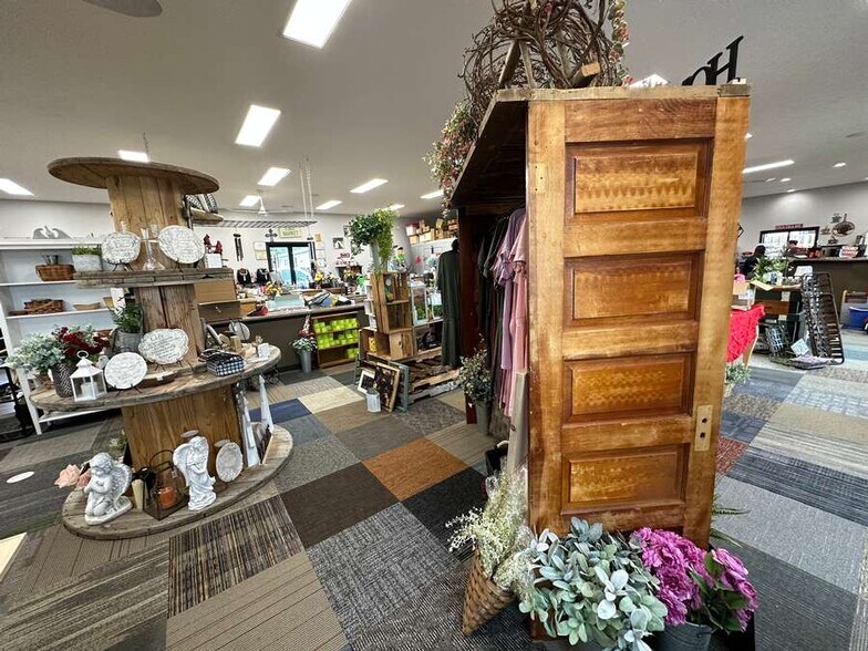 More Photos Of 708 E State St, Atkinson Freestanding For Sale