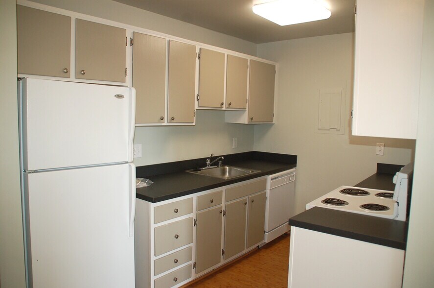 More Photos Of 2028 Mount Royal Ter, Baltimore Apartments For Sale