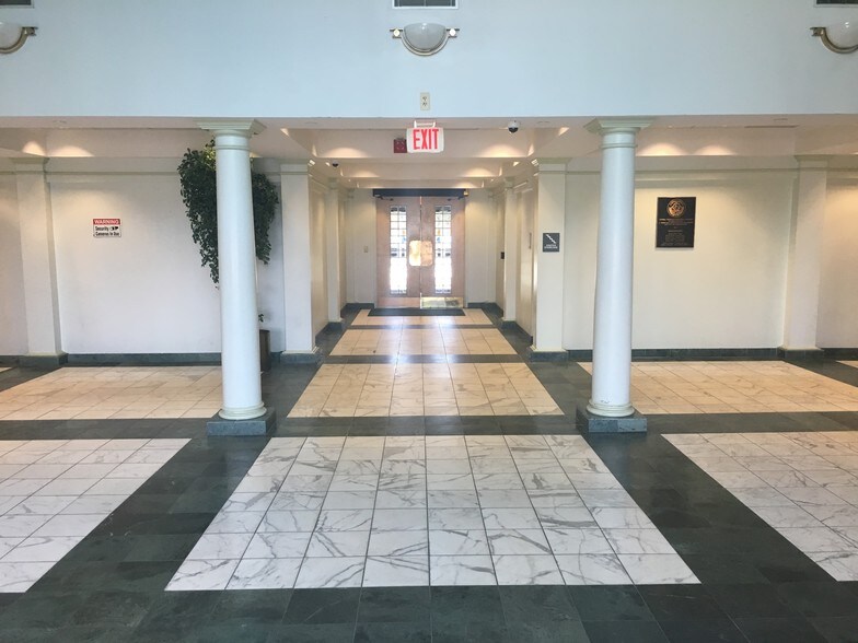 More Photos Of 4547-4599 Us Highway 9, Howell Office For Lease