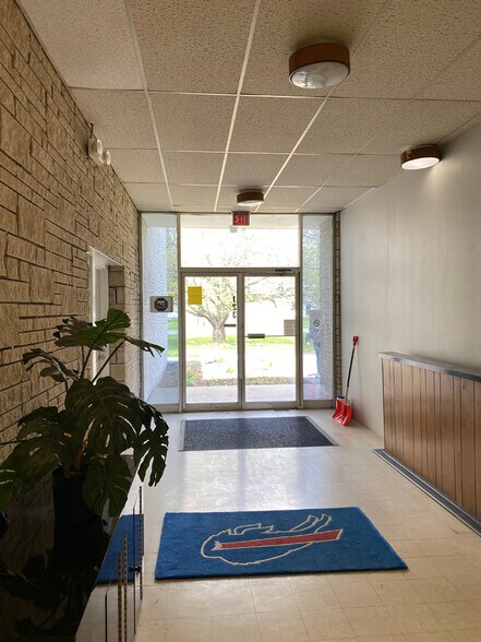 More Photos Of 550 Fillmore Ave, Tonawanda Light Distribution For Lease