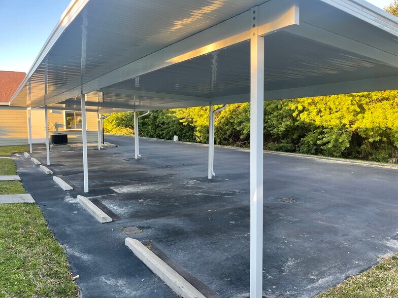 More Photos Of 10225 Ulmerton Rd, Largo Medical For Lease