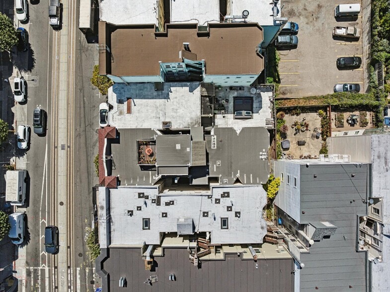 More Photos Of 1518-1520 California St, San Francisco Apartments For Sale