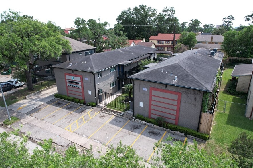 More Photos Of 2508 Southmore Blvd, Houston Apartments For Sale