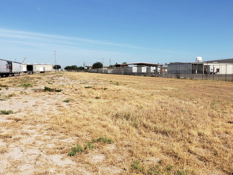 More Photos Of 6401 S 33rd St, McAllen Land For Lease